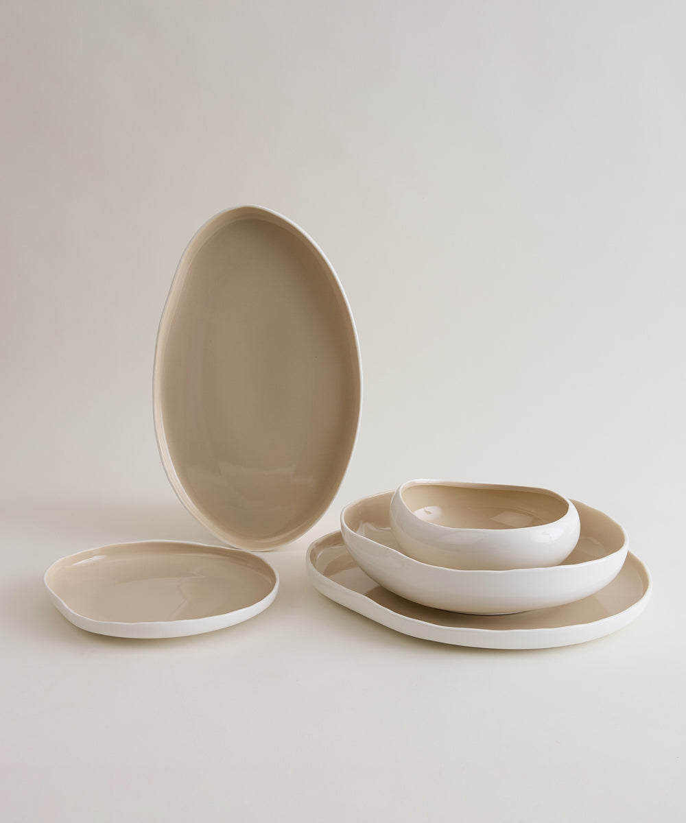 Bricard Barles 25-piece porcelain dinnerware set