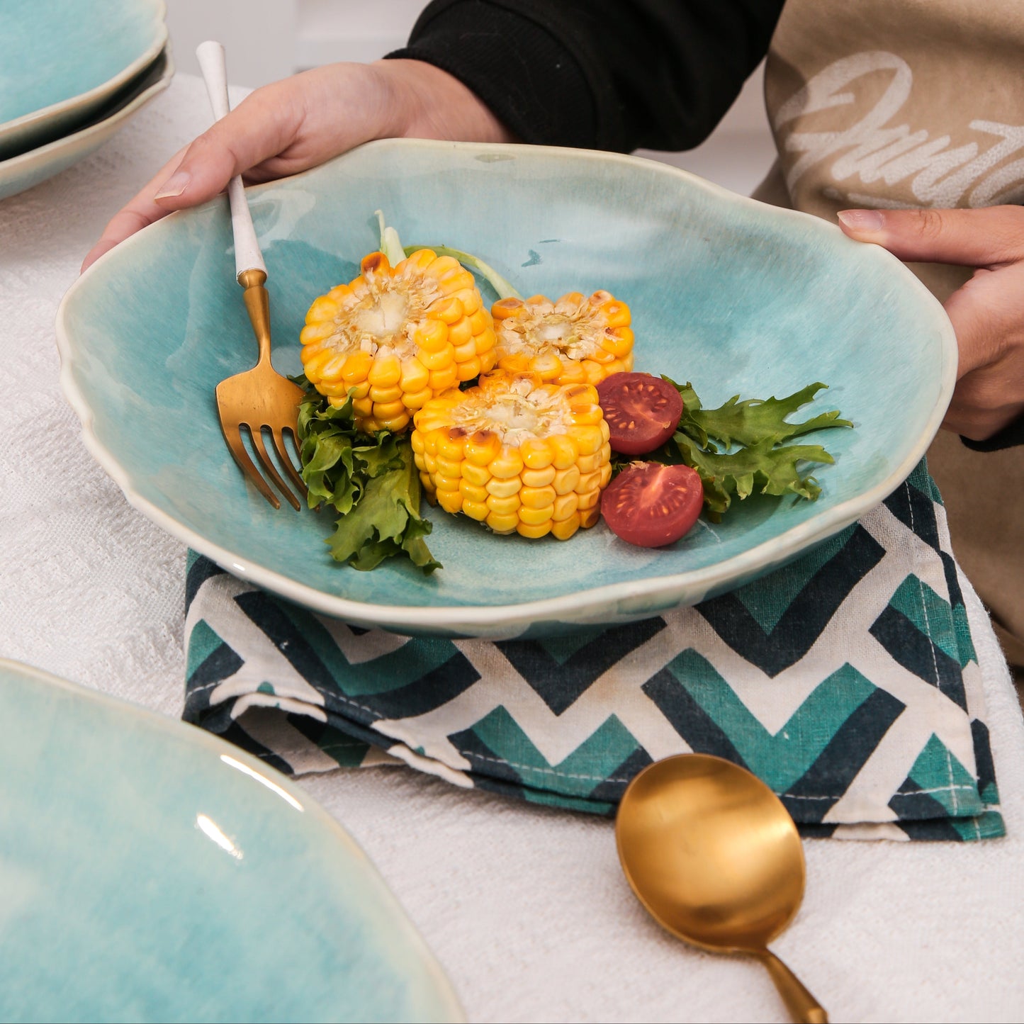 4-Piece Stoneware Deep Plate Set in Aqua Blue
