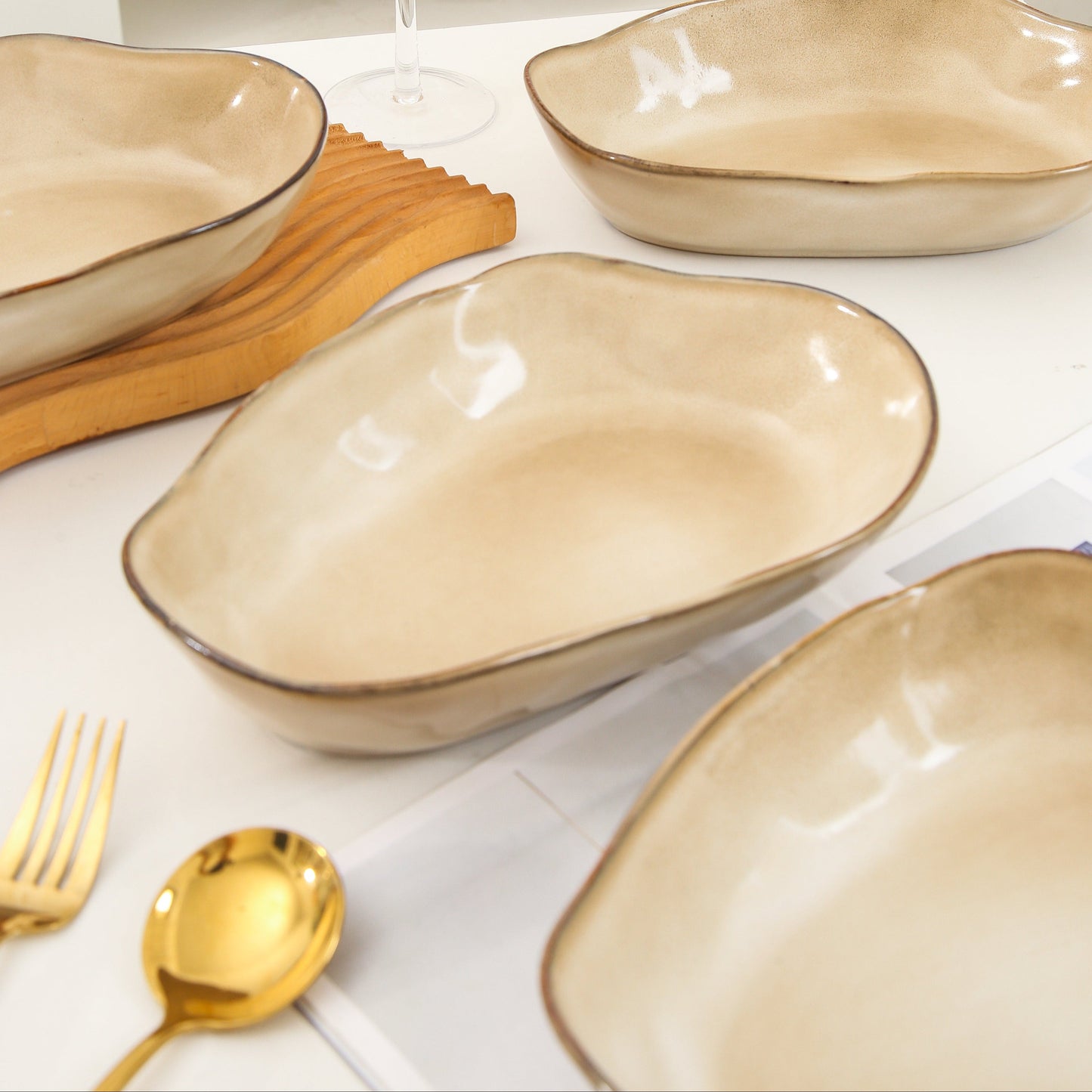 4 pcs Stoneform Oval Plate-Crema