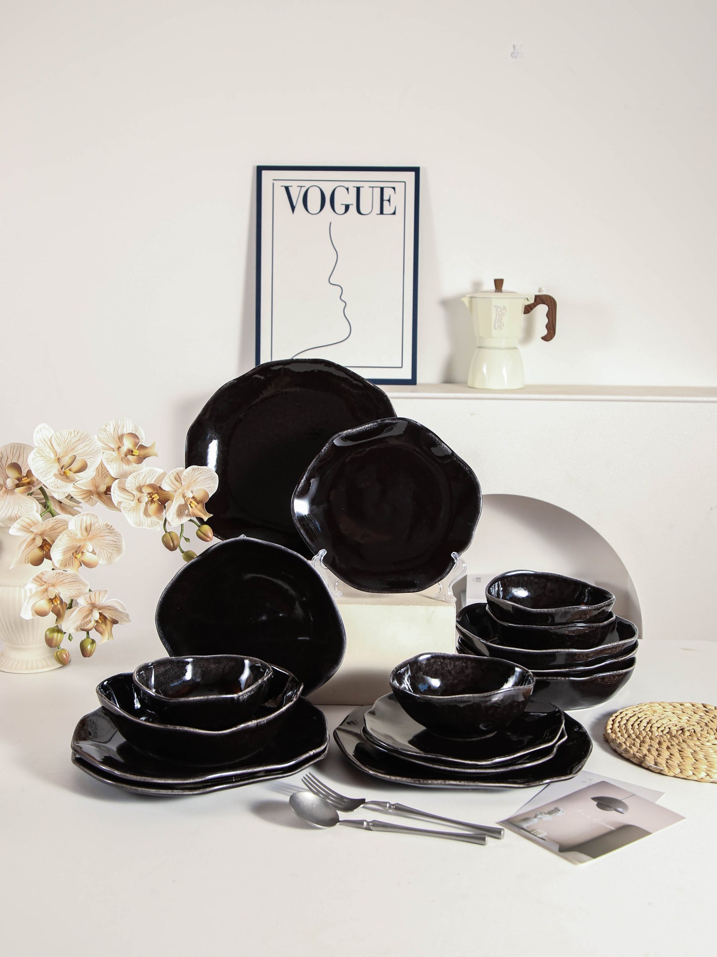 16-Piece Dinnerware Set – Imperial Onyx