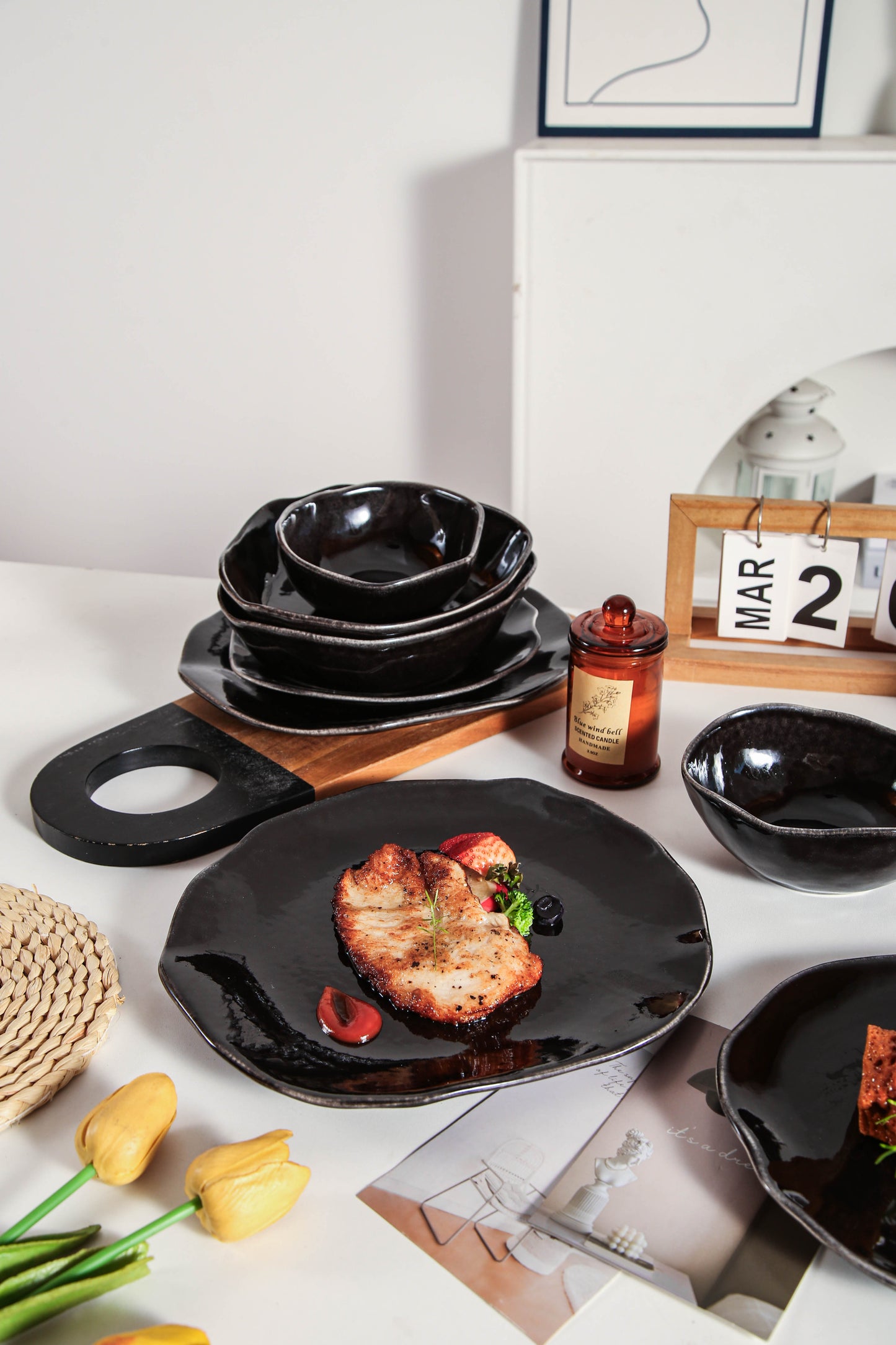 16-Piece Dinnerware Set – Imperial Onyx